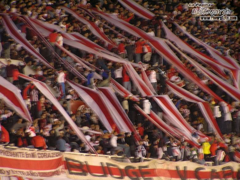 River Plate vs Liga Universitaria de Quito (LIB 2005) 4